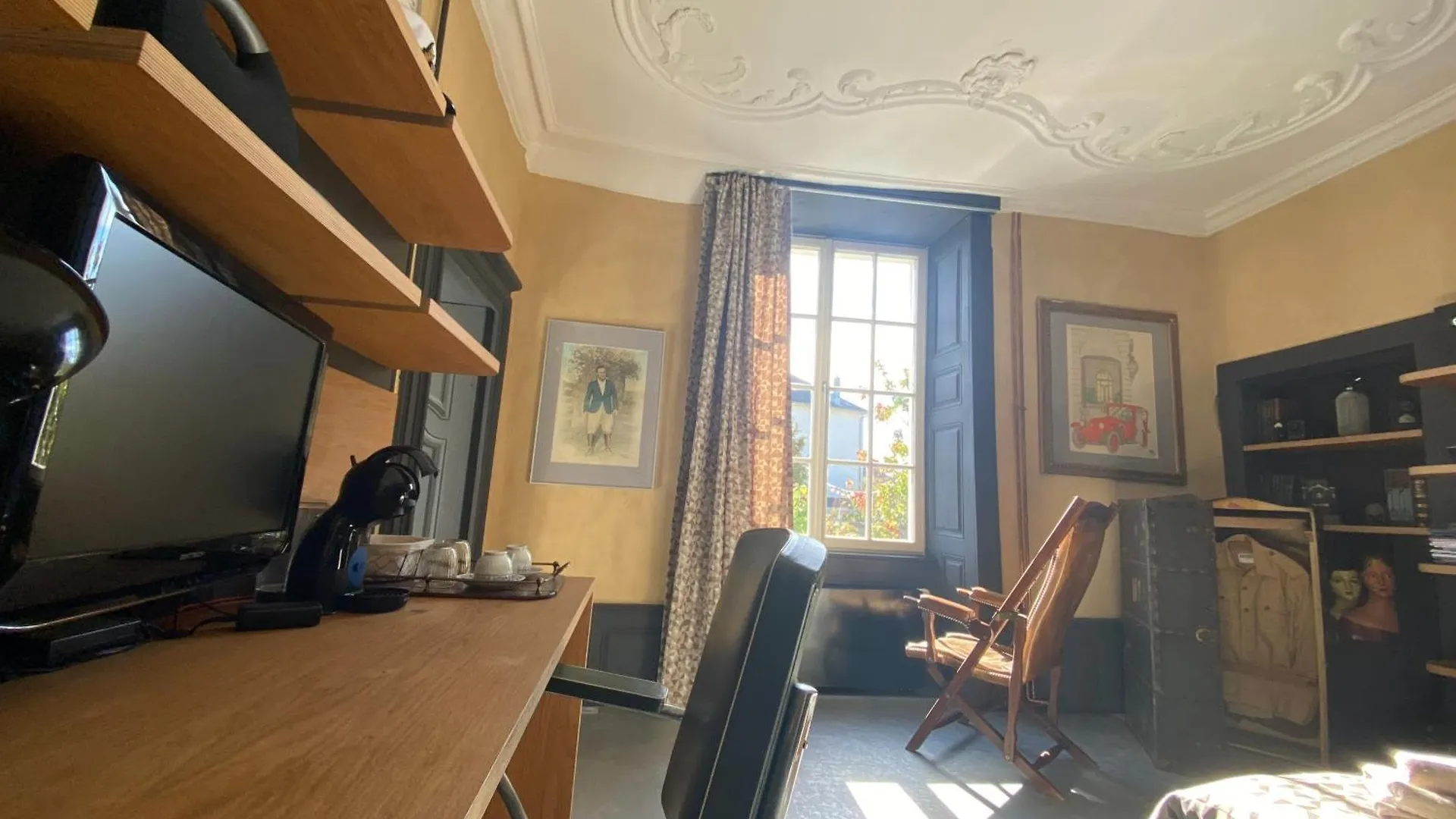 Gæstehus Chateau De Clemency